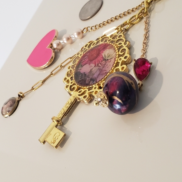 LUXURY MYSTICAL BAG CHARM VICTORIAN COACH BIRKIN ACCESSORY ANTIQUE KEY HEART - Picture 4 of 6